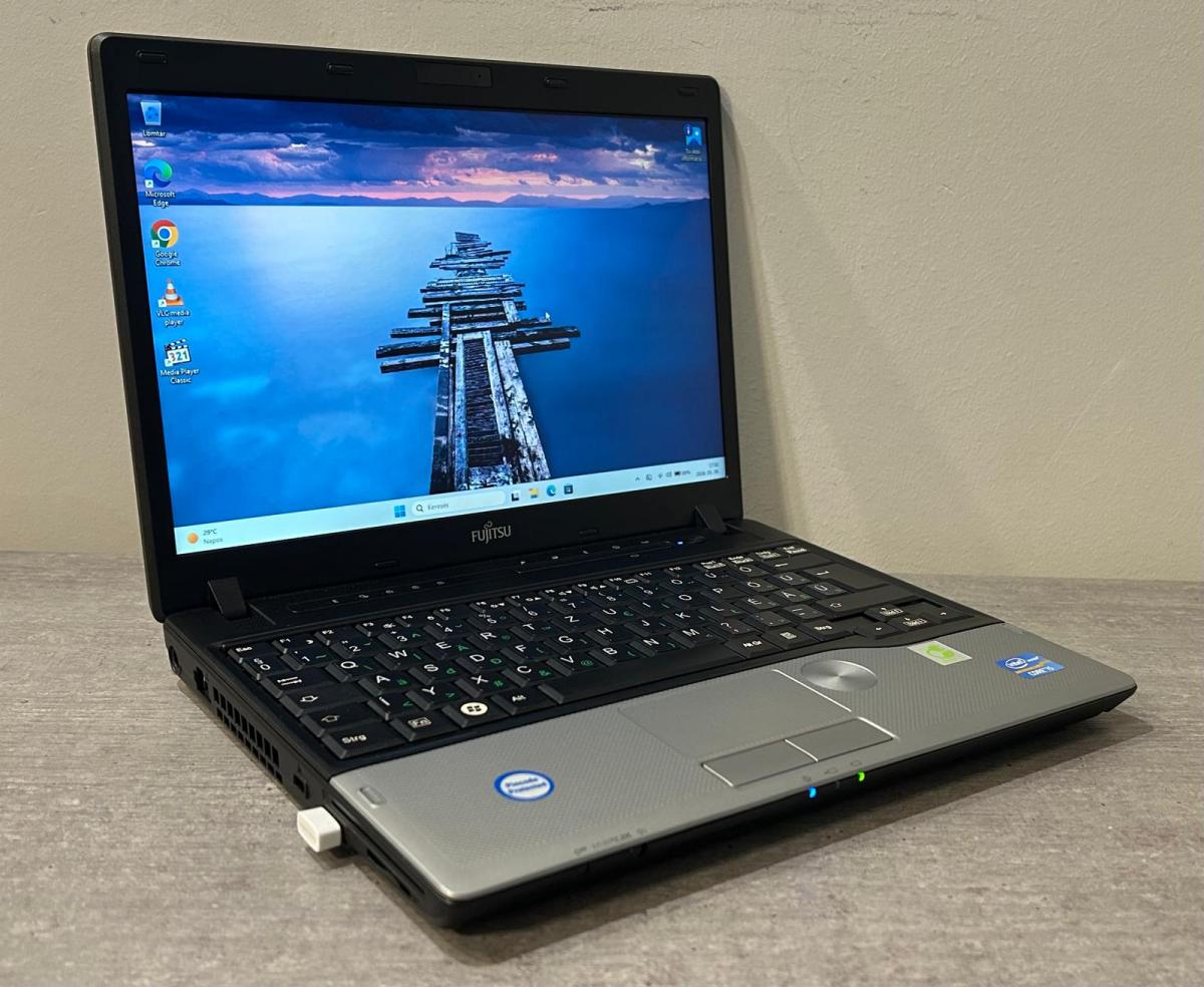 Fujitsu Lifebook P702